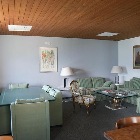 Hotel Surselva Surcuolm Eksteriør bilde